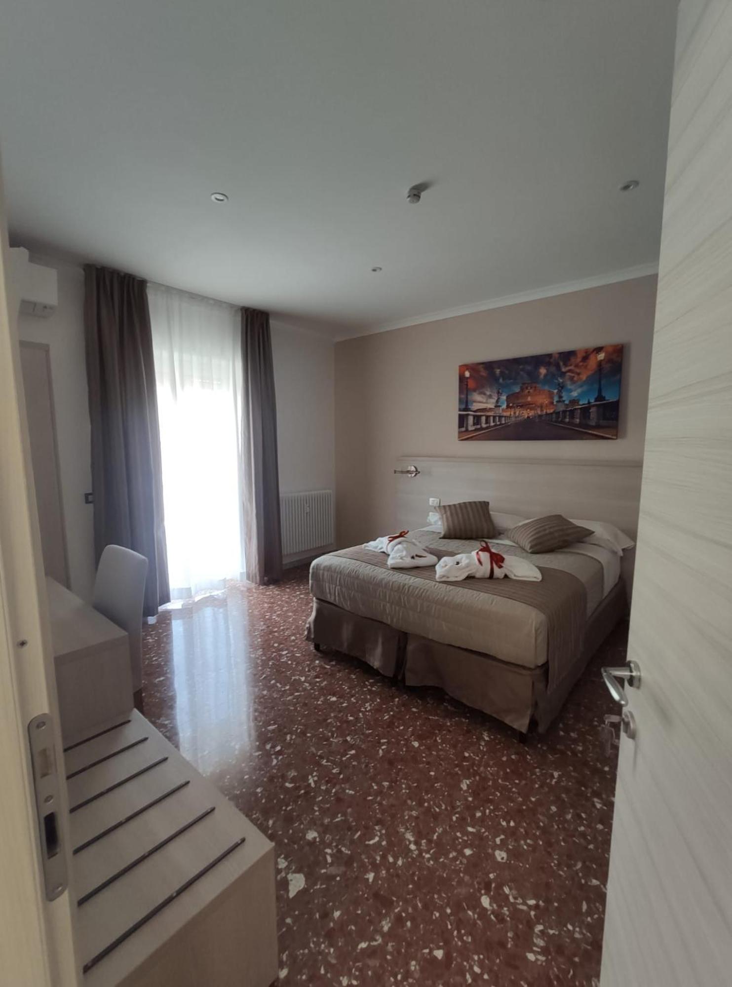 Appartamento Hector Рим Экстерьер фото